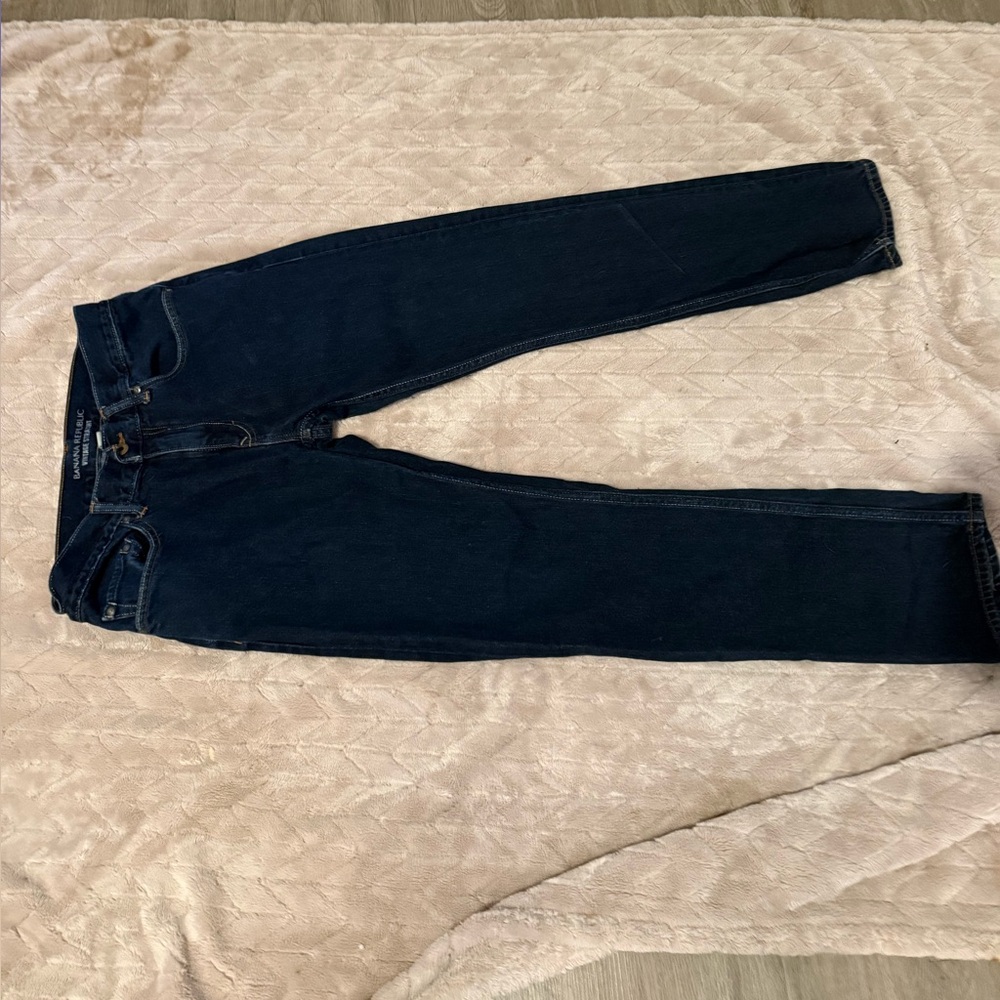Men’s Banana Republic Indigo Vintage Straight Jeans.   Worn once paid $120.00
